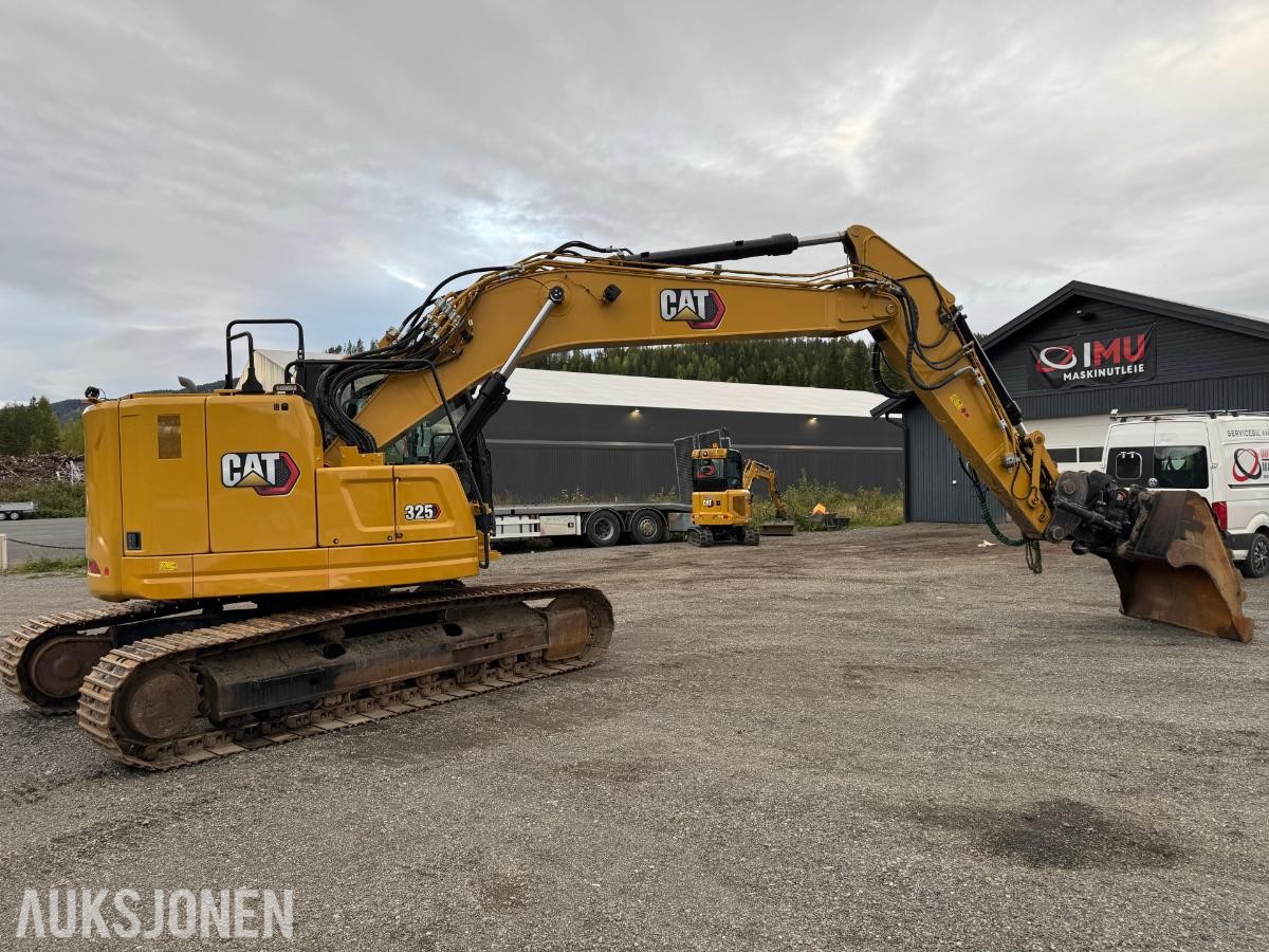 2019 Cat 325NG Gravemaskin m/Tiltrotator og S70-2 Skuffer