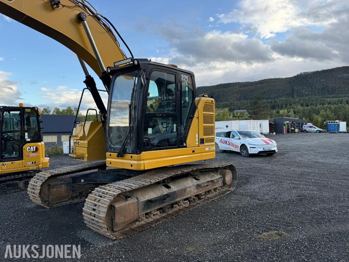 2019 Cat 325NG Gravemaskin m/Tiltrotator og S70-2 Skuffer