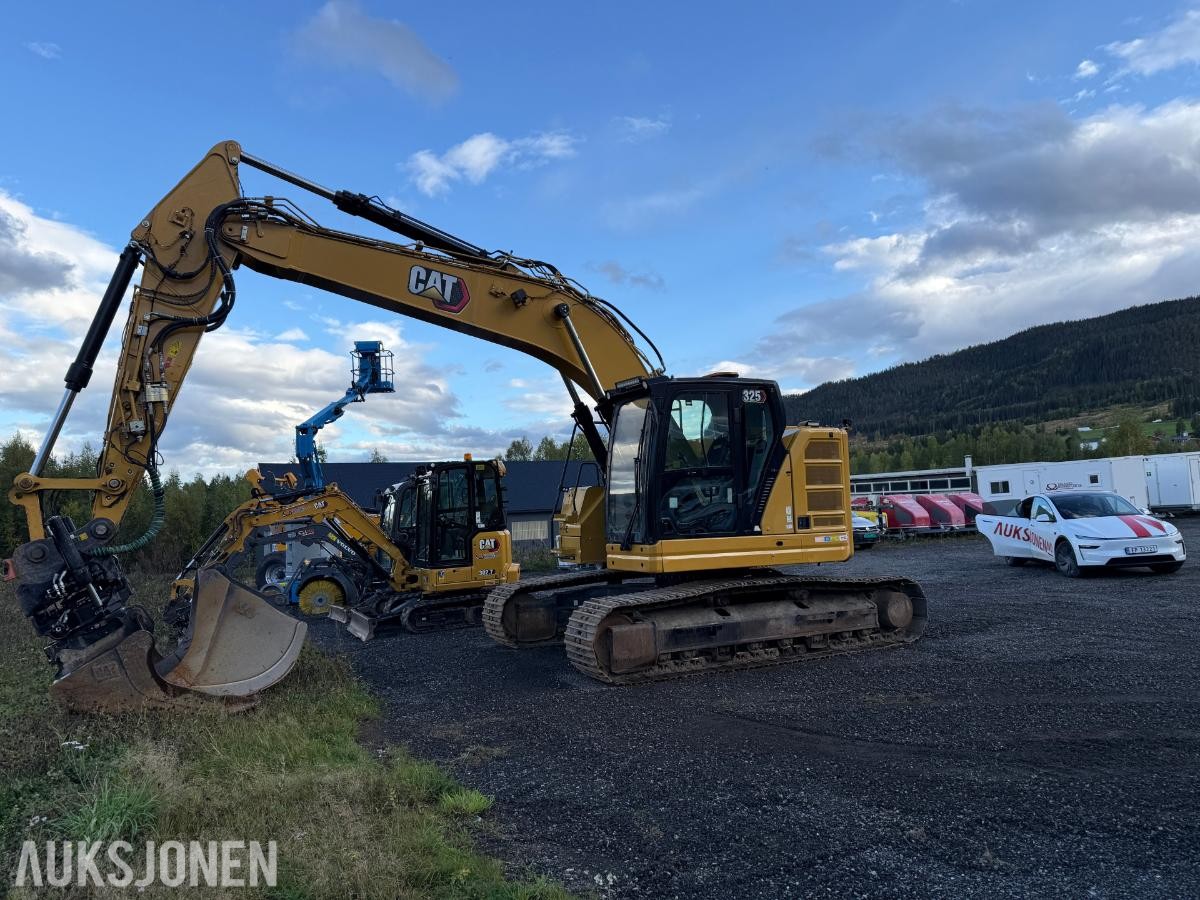2019 Cat 325NG Gravemaskin m/Tiltrotator og S70-2 Skuffer