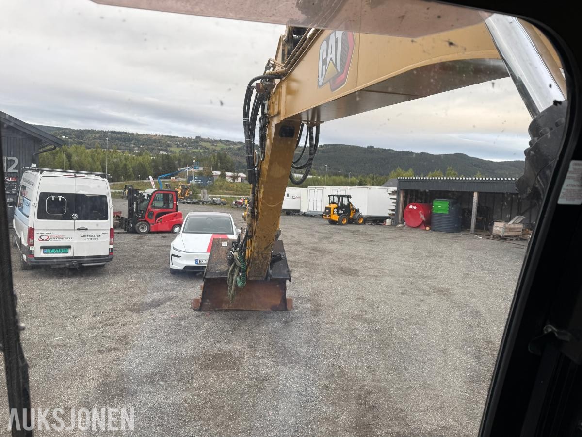 2019 Cat 325NG Gravemaskin m/Tiltrotator og S70-2 Skuffer