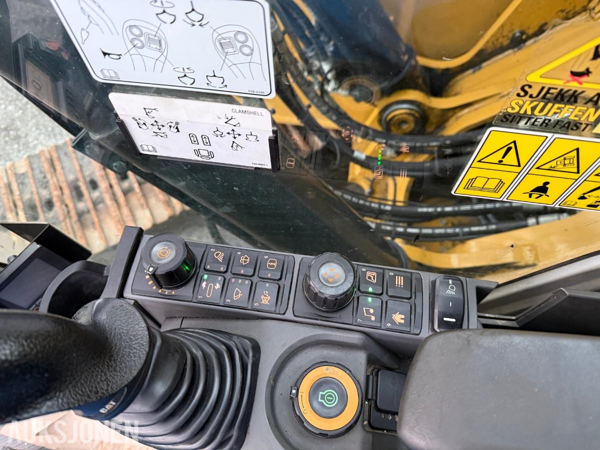 2019 Cat 325NG Gravemaskin m/Tiltrotator og S70-2 Skuffer