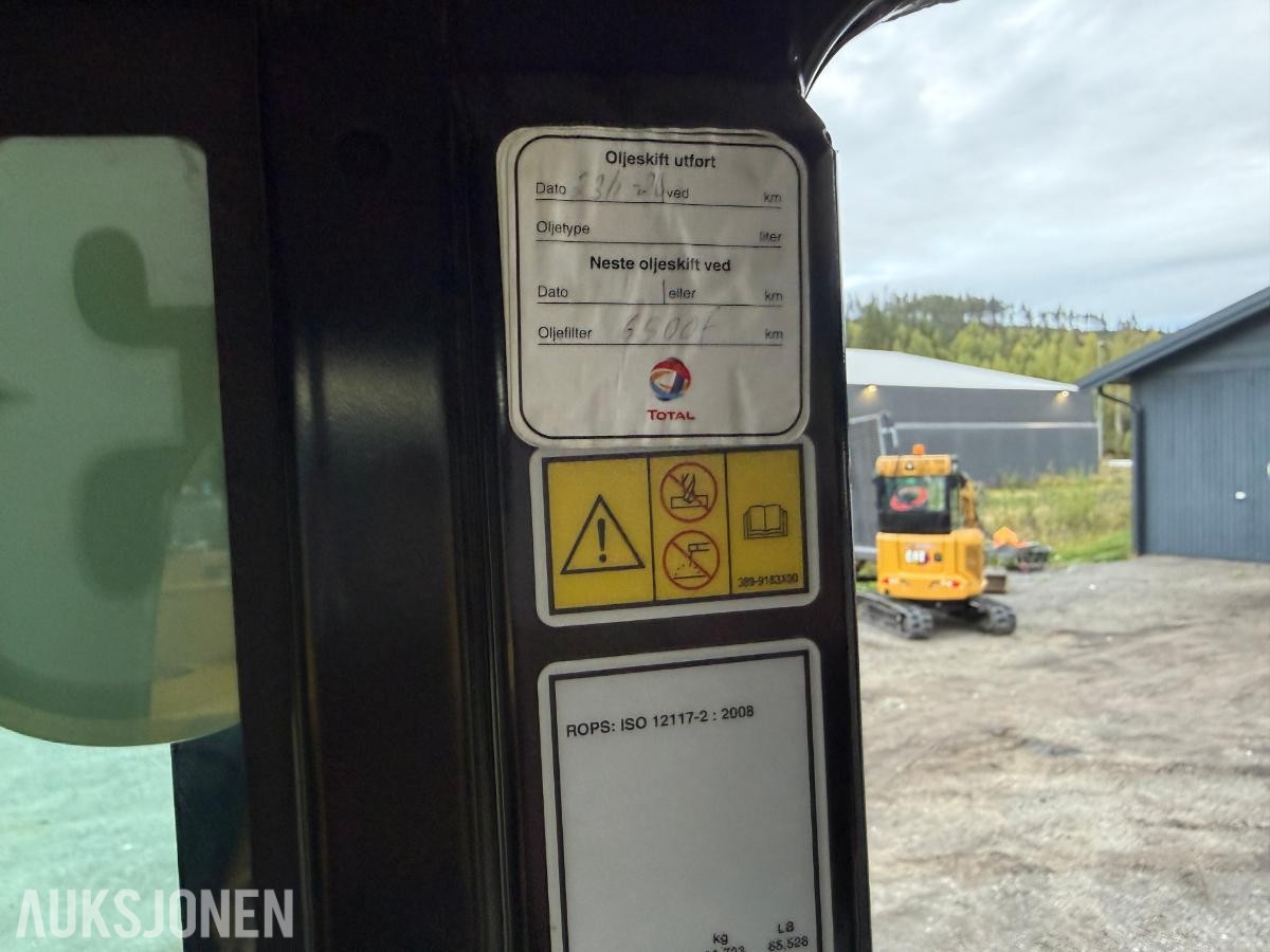 2019 Cat 325NG Gravemaskin m/Tiltrotator og S70-2 Skuffer