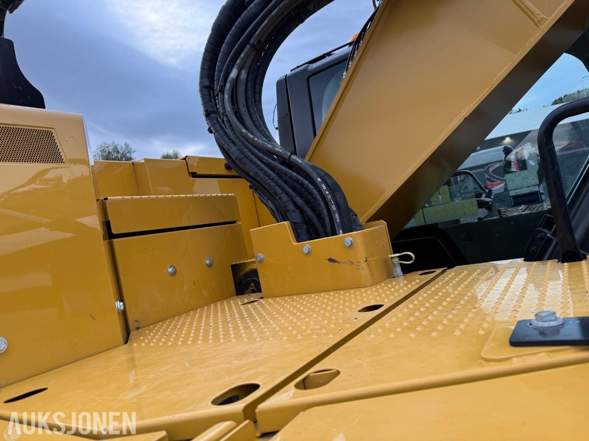 2019 Cat 325NG Gravemaskin m/Tiltrotator og S70-2 Skuffer