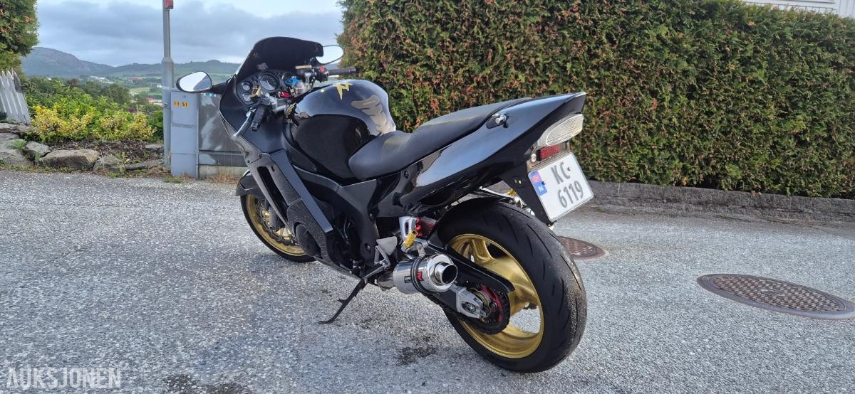 1998 Honda CBR 1100 XX Super Blackbird