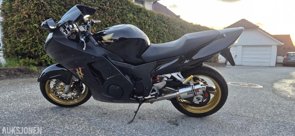 1998 Honda CBR 1100 XX Super Blackbird