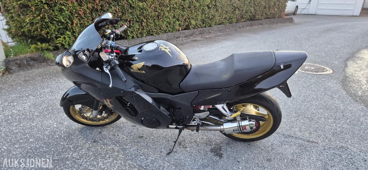 1998 Honda CBR 1100 XX Super Blackbird
