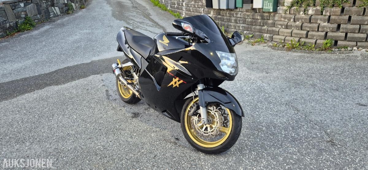 1998 Honda CBR 1100 XX Super Blackbird