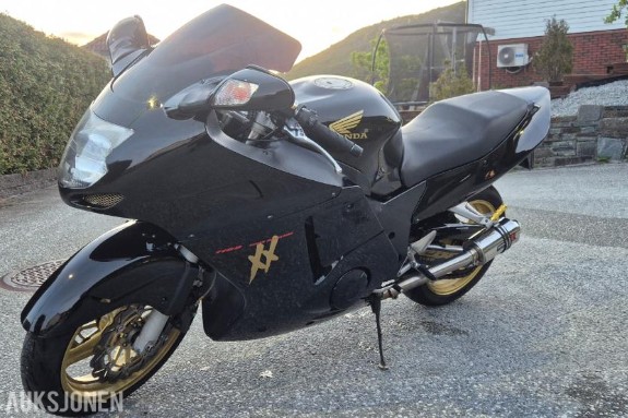 1998 Honda CBR 1100 XX Super Blackbird