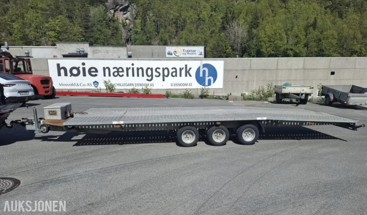2022 NIEWIADOW 2710 Biltransporthenger