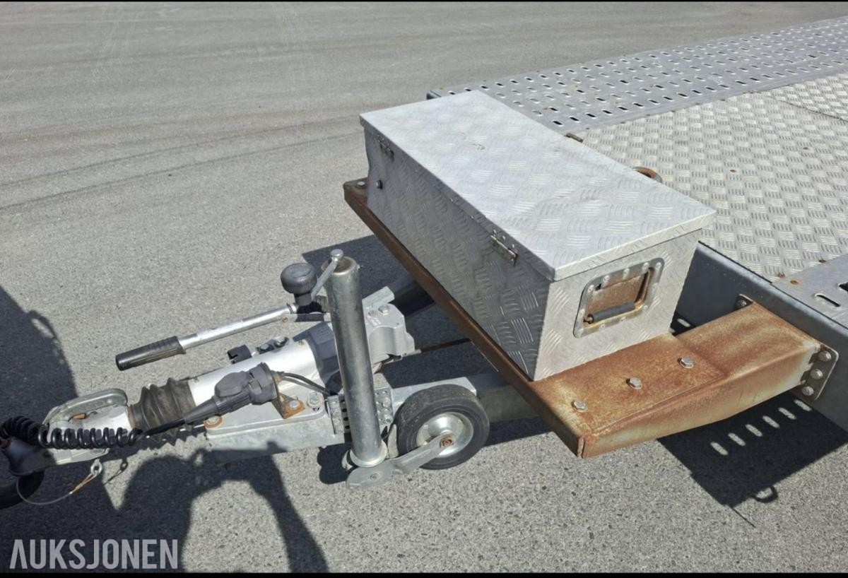 2022 NIEWIADOW 2710 Biltransporthenger