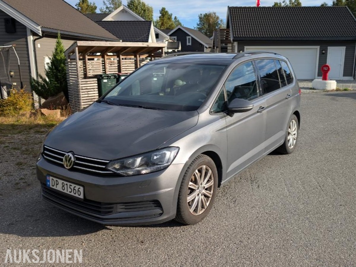 2016 VOLKSWAGEN TOURAN 1.6 TDI 110HK 7-SETER HENGERFESTE VARMER ACC MASSASJE