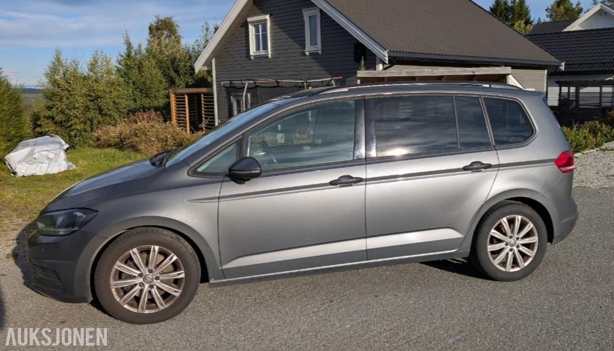2016 VOLKSWAGEN TOURAN 1.6 TDI 110HK 7-SETER HENGERFESTE VARMER ACC MASSASJE