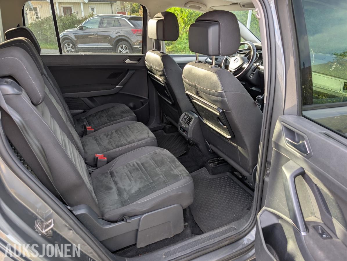 2016 VOLKSWAGEN TOURAN 1.6 TDI 110HK 7-SETER HENGERFESTE VARMER ACC MASSASJE