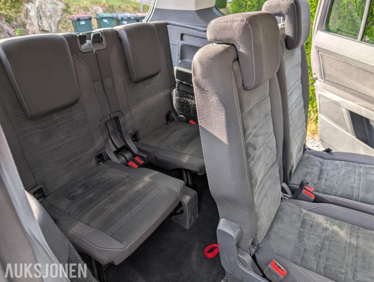 2016 VOLKSWAGEN TOURAN 1.6 TDI 110HK 7-SETER HENGERFESTE VARMER ACC MASSASJE