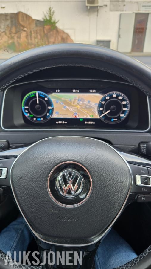 2018 Volkswagen E-Golf 136HK NORSK KAMERA ADAPTIV CRUISE VARMEPUMPE