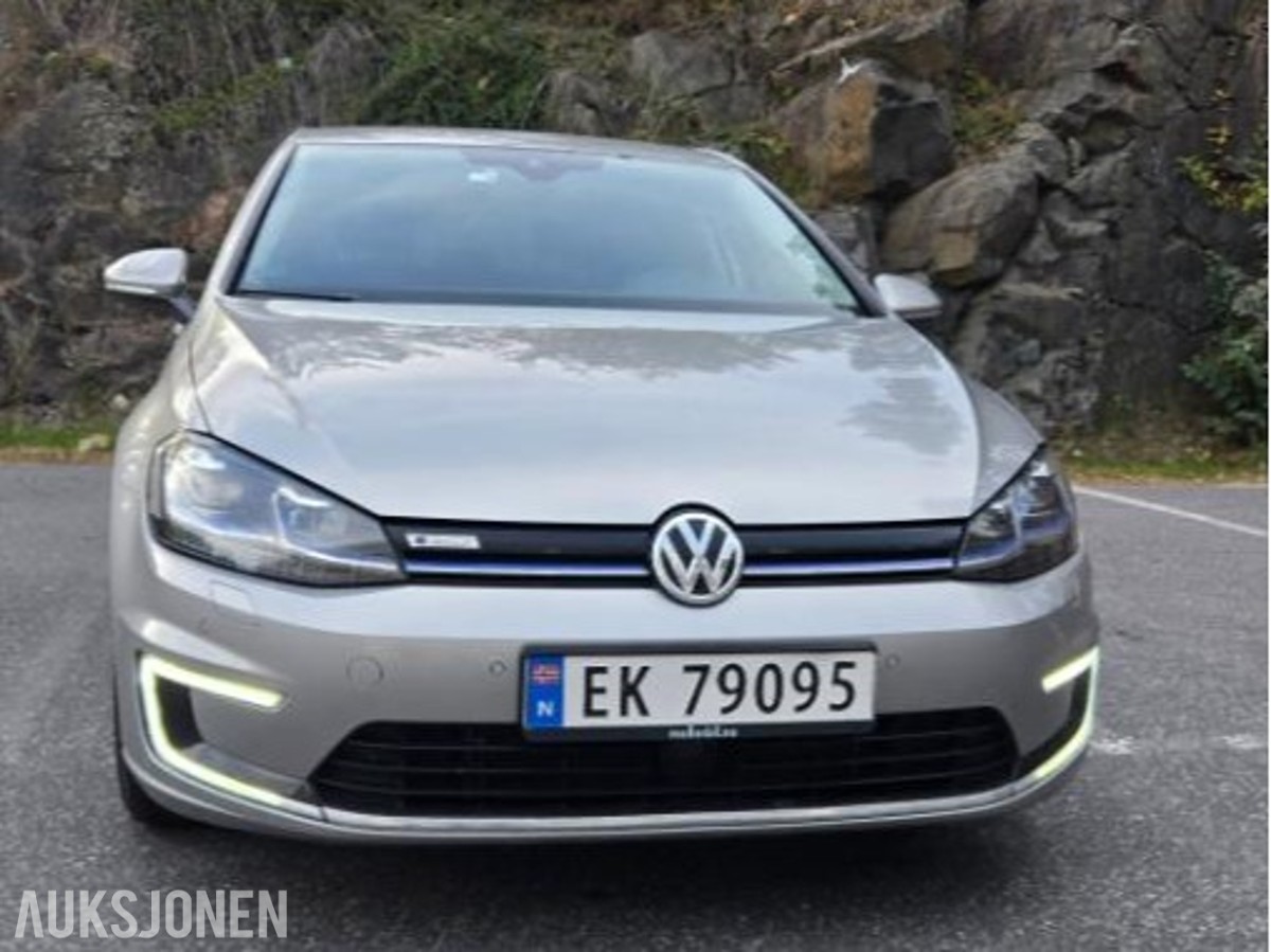 2018 Volkswagen E-Golf 136HK NORSK KAMERA ADAPTIV CRUISE VARMEPUMPE