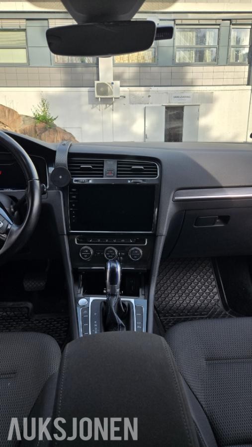 2018 Volkswagen E-Golf 136HK NORSK KAMERA ADAPTIV CRUISE VARMEPUMPE