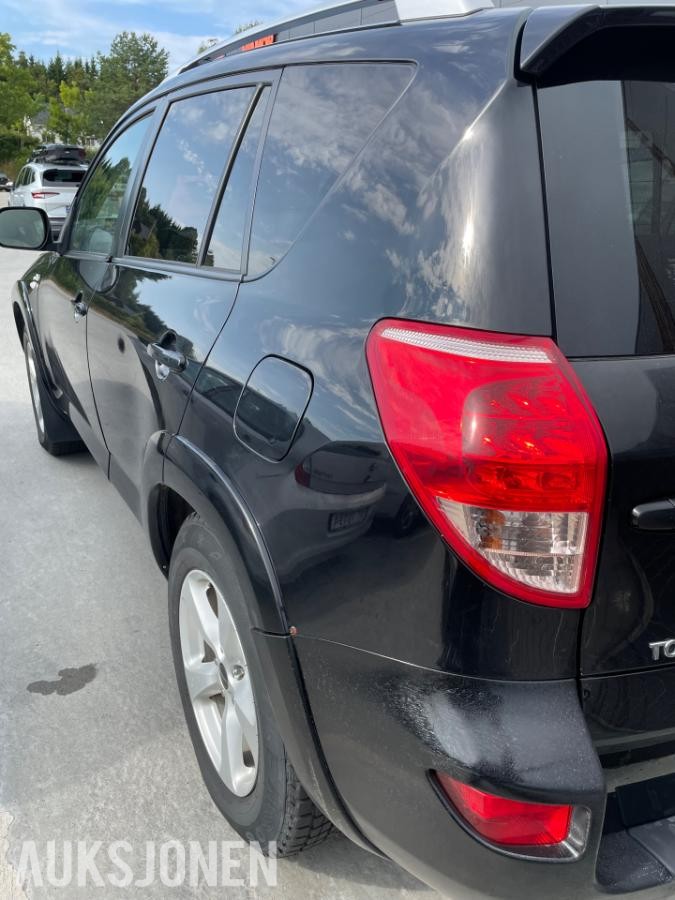 2008 Toyota RAV4 X 177hk ryggekamera navigasjon el seter eu ok 06.2028 