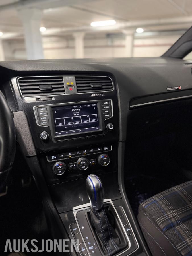 2016 VOLKSWAGEN GOLF GTE 1.4 TFSI 204HK ADAPTIV CRUISEKONTROLL