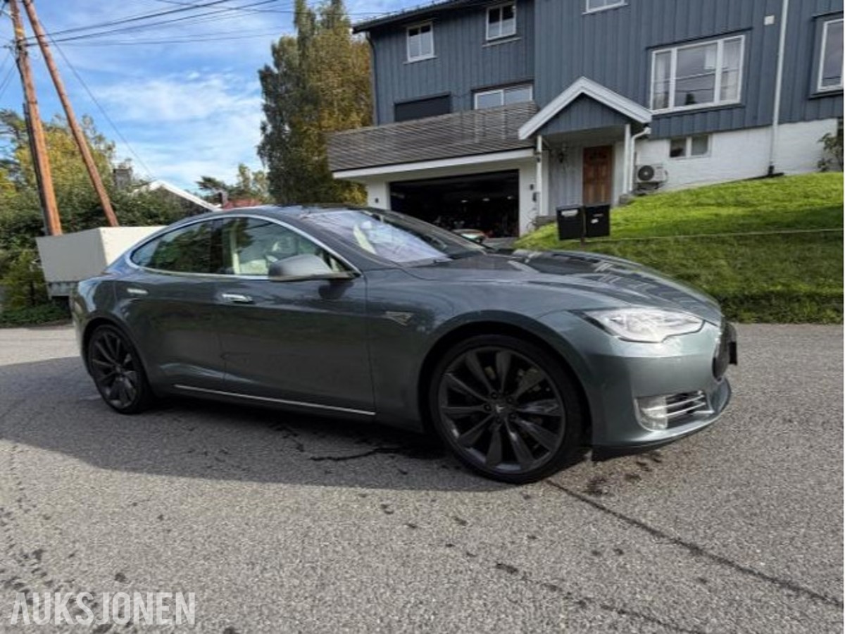 2014 Tesla Model S P85+ 7-Seter Gratis Lading, Gratis Connectivity, Ryggekamera