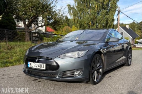2014 Tesla Model S P85+ 7-Seter Gratis Lading, Gratis Connectivity, Ryggekamera