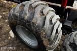 2007 Valtra N141 Twin-Trac traktor med Nokka tømmerhenger 