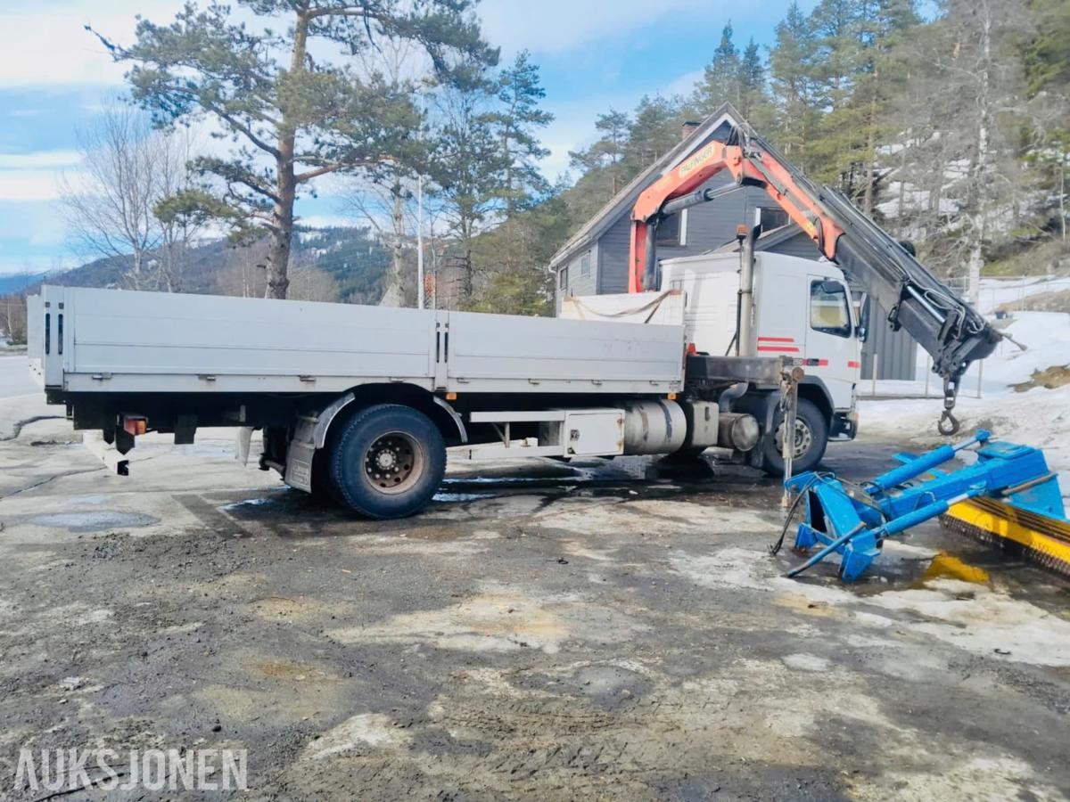 2000 Volvo FM7 med Palfinger PK 12000 kran og fjernstyring