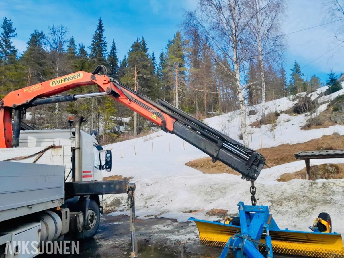 2000 Volvo FM7 med Palfinger PK 12000 kran og fjernstyring