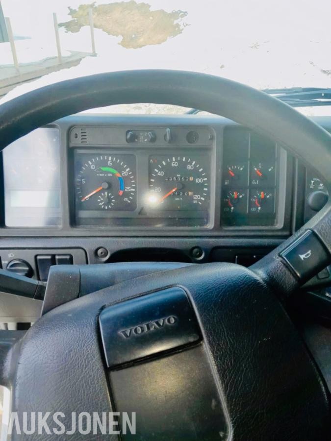 2000 Volvo FM7 med Palfinger PK 12000 kran og fjernstyring