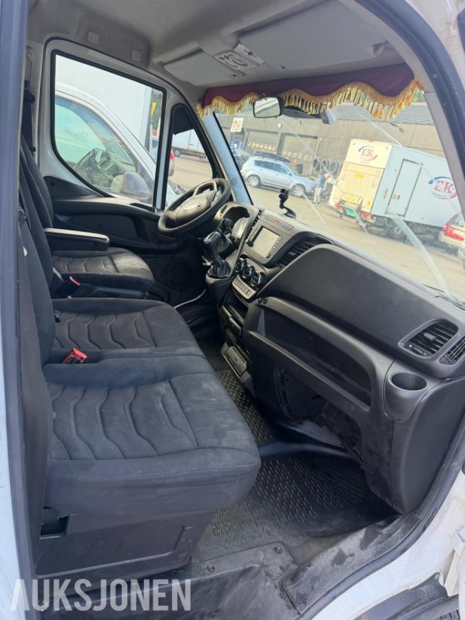 2015 Iveco Daily 35S12 AUTOMAT SKAPBIL PÅKOSTET REP. OBJEKT
