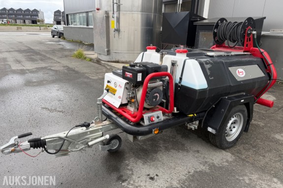 2021 Brendon HWBBW32KLV Powerwasher - mobil høytrykk varmtvannsvasker med kun 69 timer