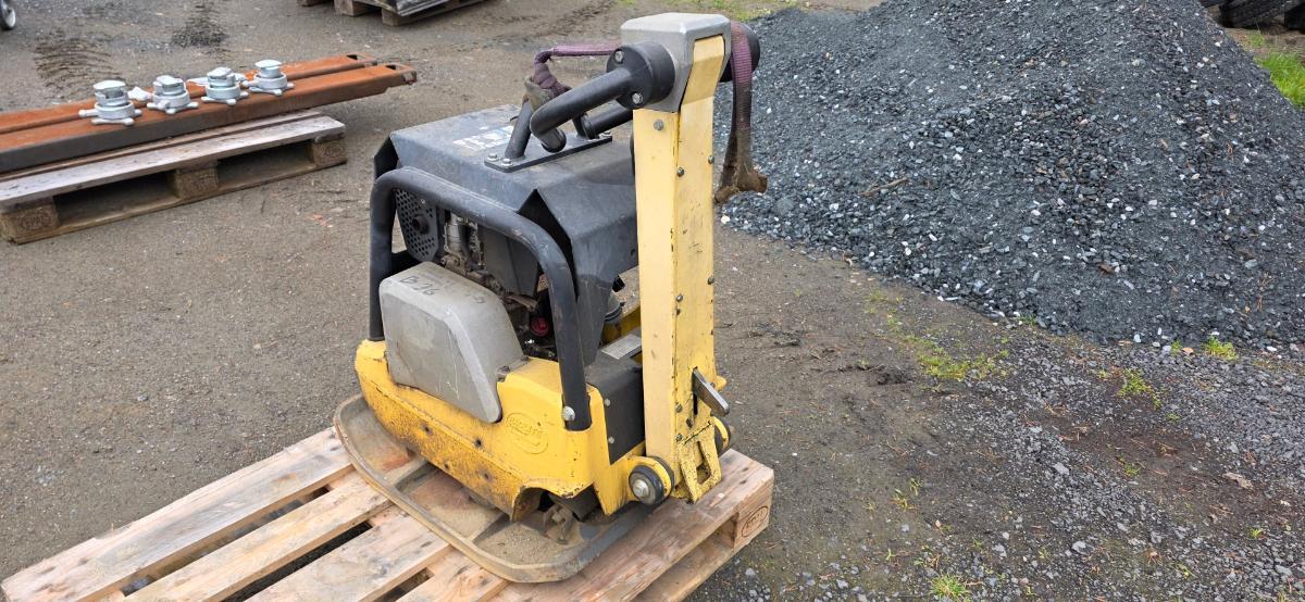 2012 PacLite Impact 200 platevibrator