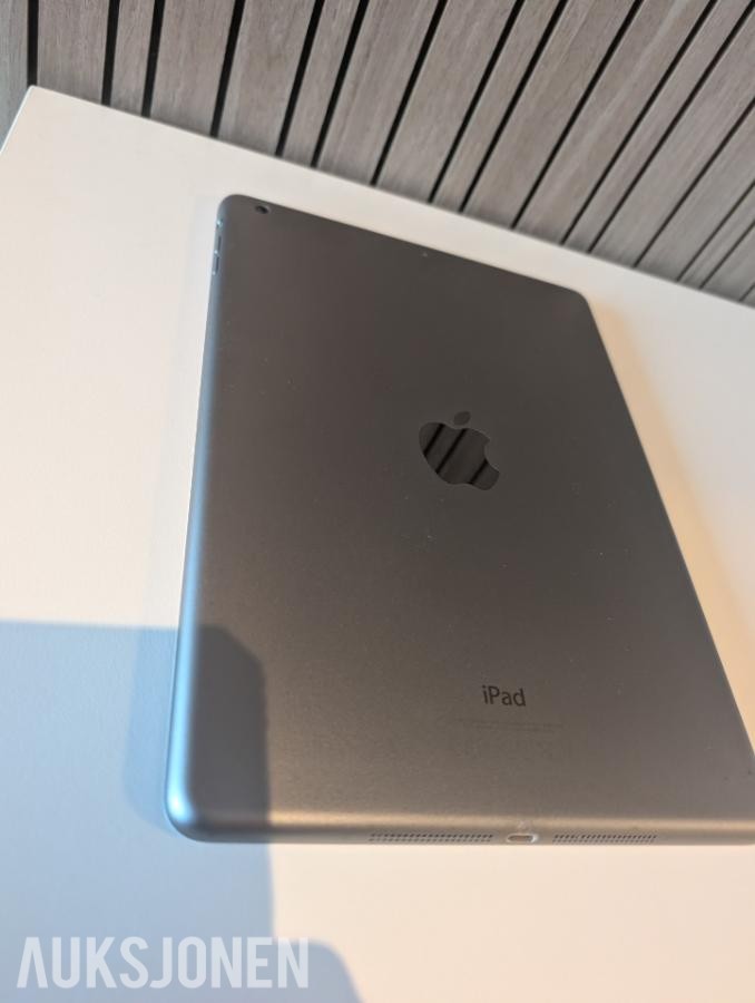 2013 iPad Air (modell A1474), 32GB A1474