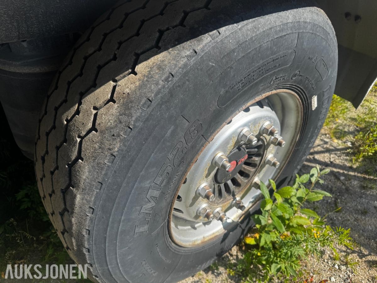 2015 Istrail 2 aksletdumperkjerre