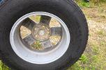 Nokian Hakkapeliitta CR3 225/75 R16C vinterhjul på Alcar aluminiumsfelg