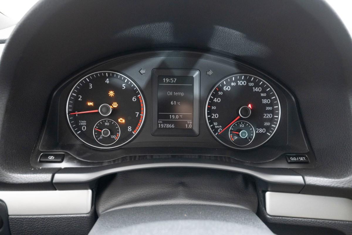 2010 Volkswagen SCIROCCO 160HK DYNAUDIO CRUISE PANO XENON