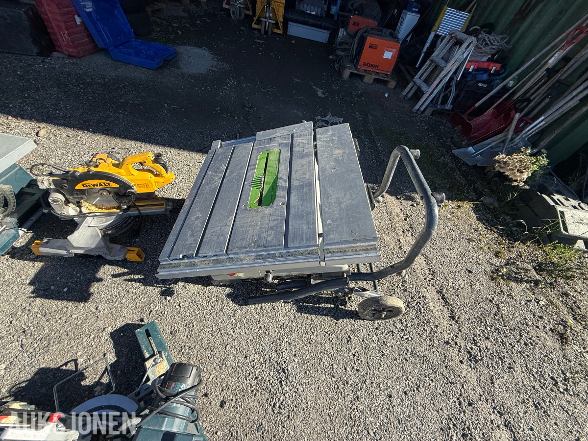Verktøypakke med bordsager og kapp-/gjærsager – Bosch, Luna m.m.