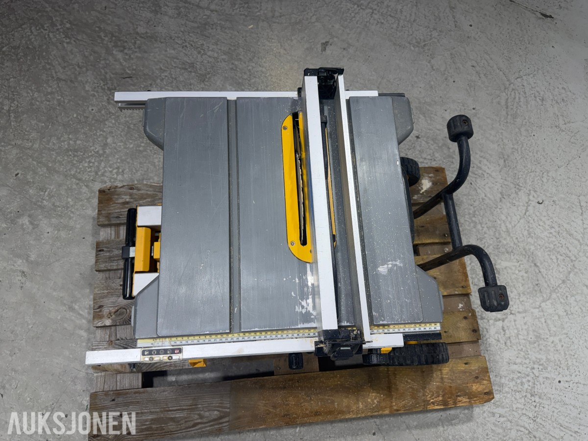 2019 DeWalt DWE7485-QS bordsag med DE7400 rullestativ