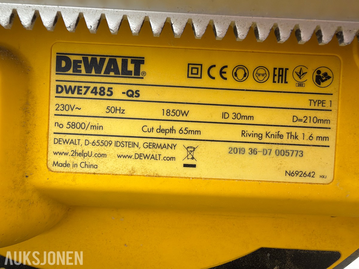 2019 DeWalt DWE7485-QS bordsag med DE7400 rullestativ