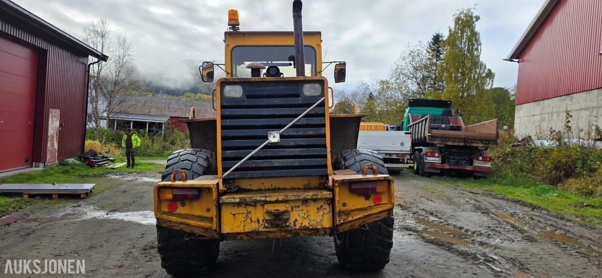 1986 Volvo BM 4400 B hjullaster