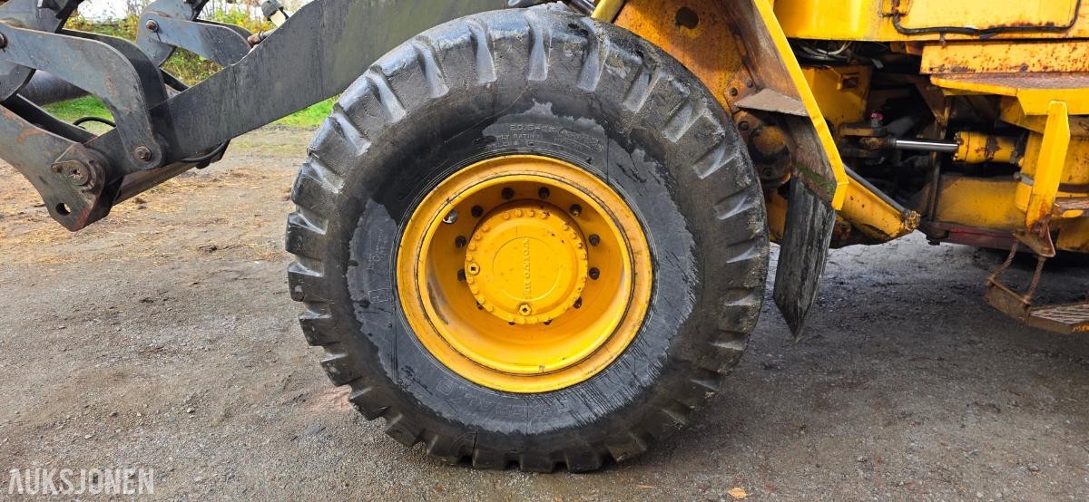 1986 Volvo BM 4400 B hjullaster