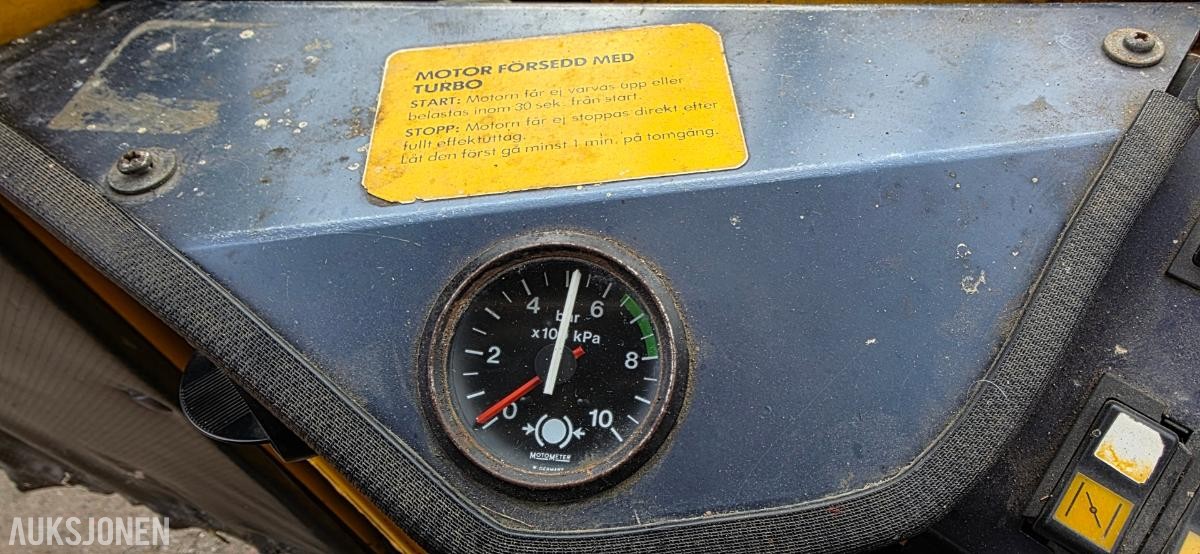 1986 Volvo BM 4400 B hjullaster