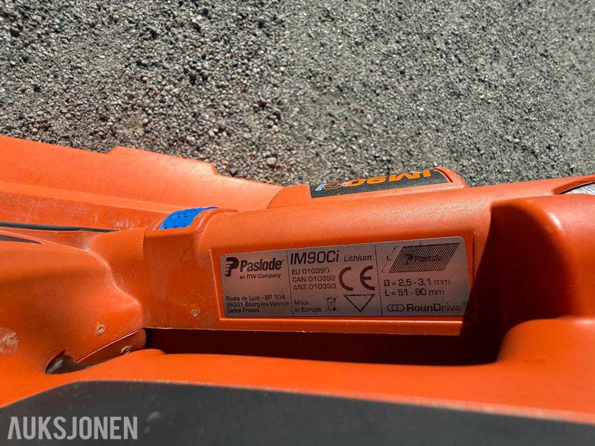 2 stk. Paslode spikerpistoler – IM90Ci og IM50 F18 Lithium