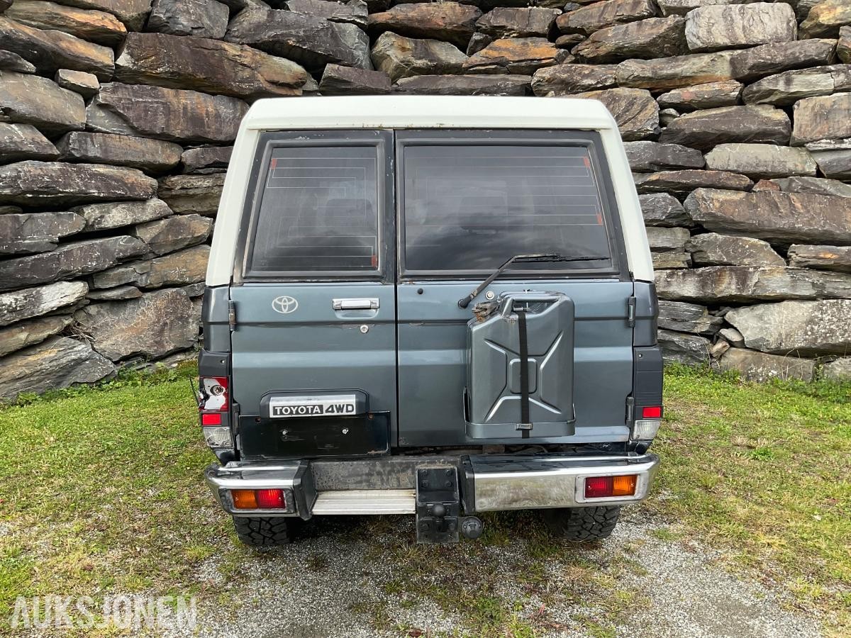 1988 Toyota Land Cruiser 4WD,2,4 Turbo Diesel hengerfeste s+v dekk