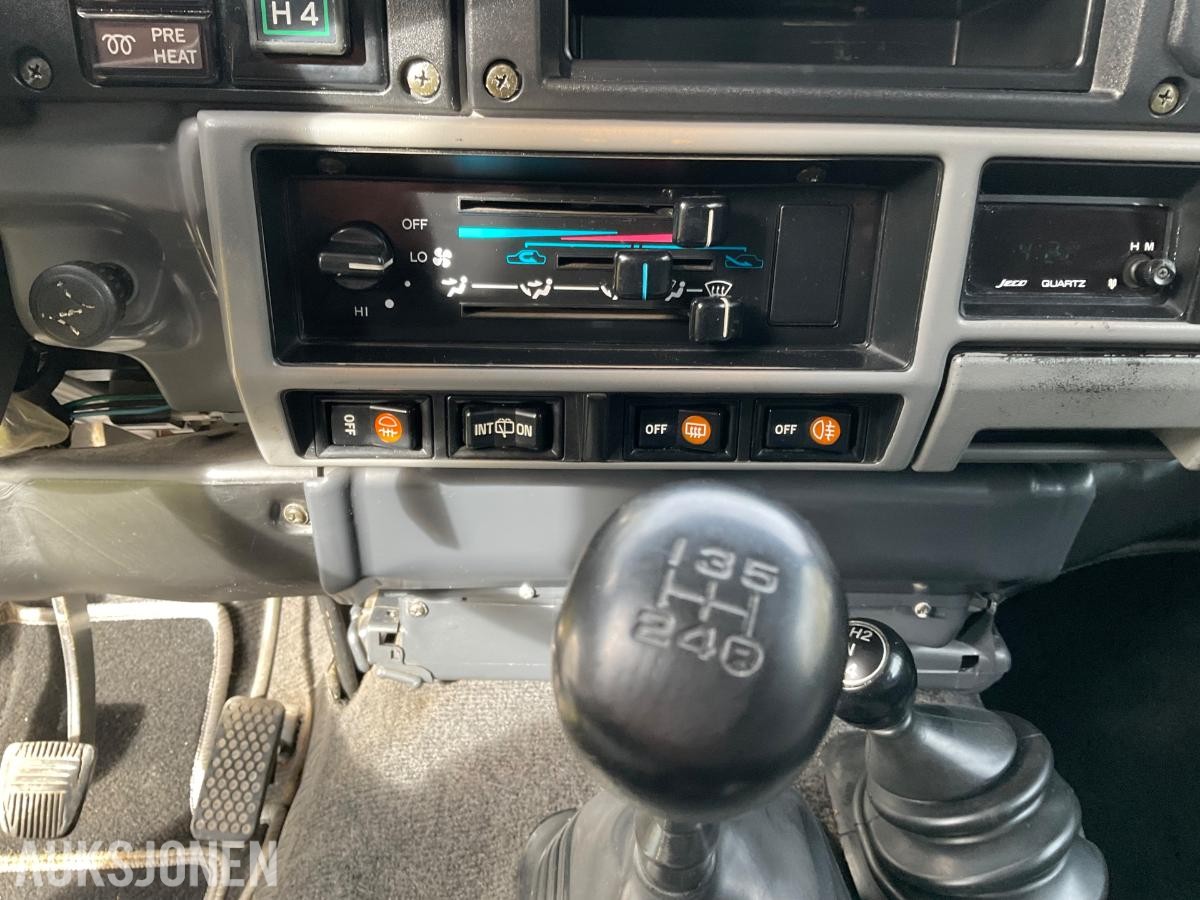 1988 Toyota Land Cruiser 4WD,2,4 Turbo Diesel hengerfeste s+v dekk