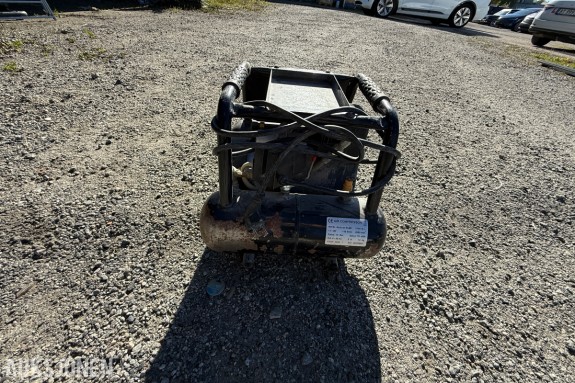Workman EX M8 luftkompressor – 8 liter / 10 bar