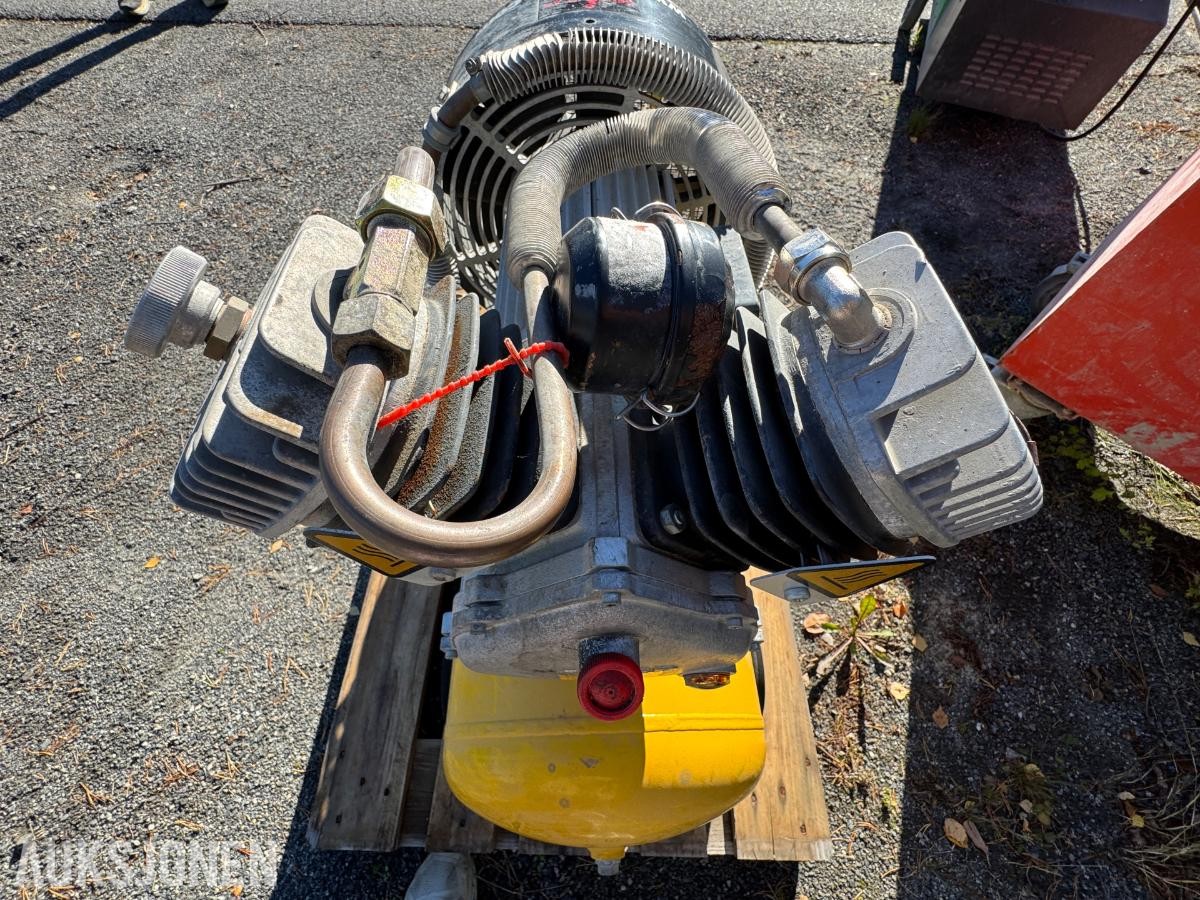 2011 Kaeser Premium 450/90W kompressor