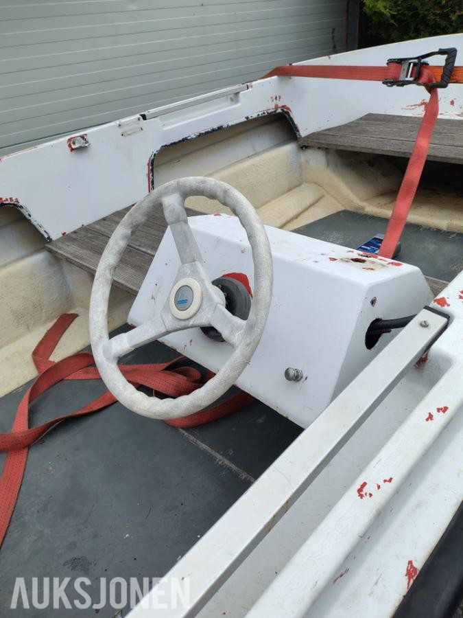 1990 Lami 425 14 fot prosjekt med opplagshenger