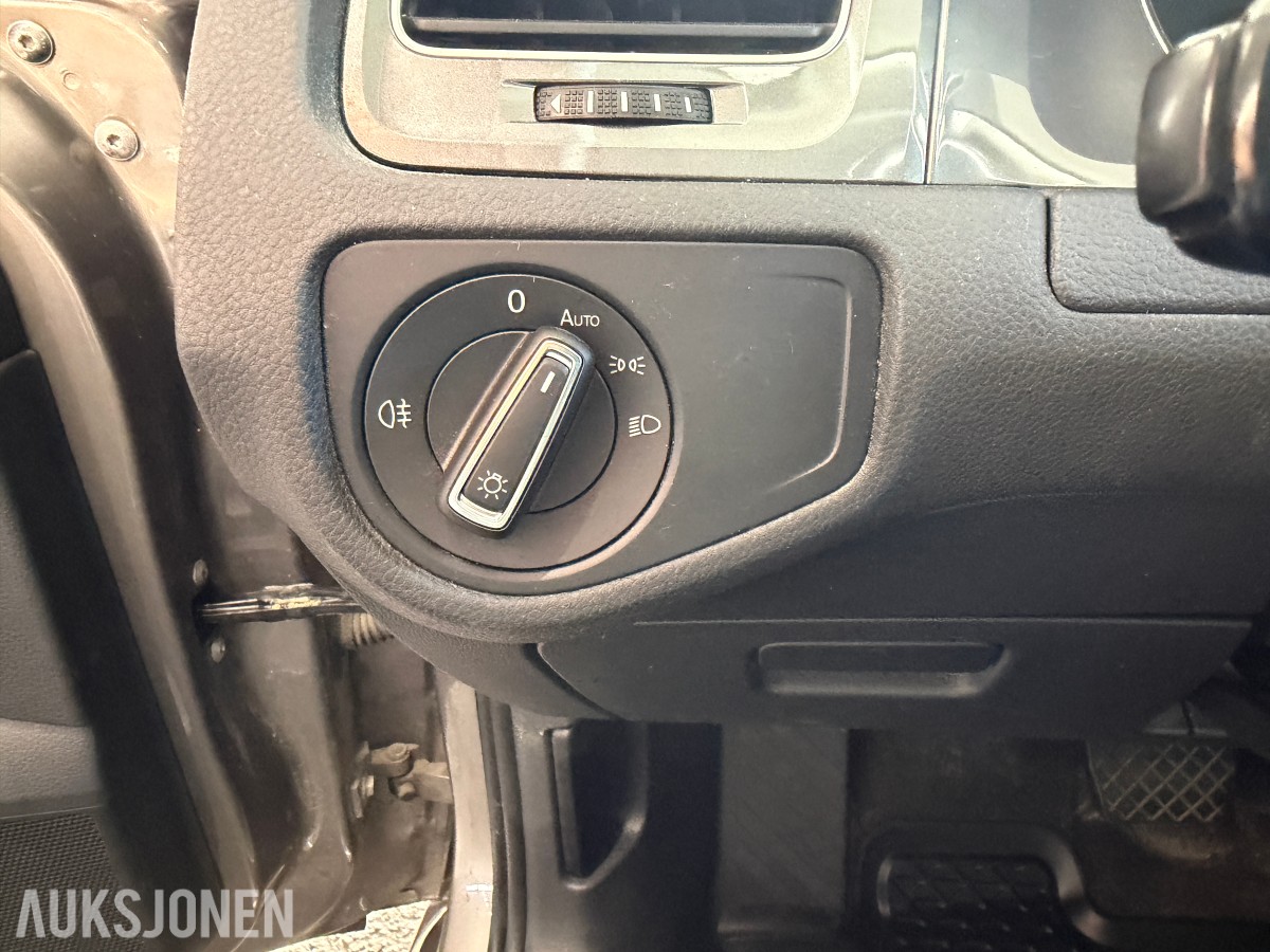 2016 VOLKSWAGEN E-GOLF ACC RYGGEKAMERA NAVI LED