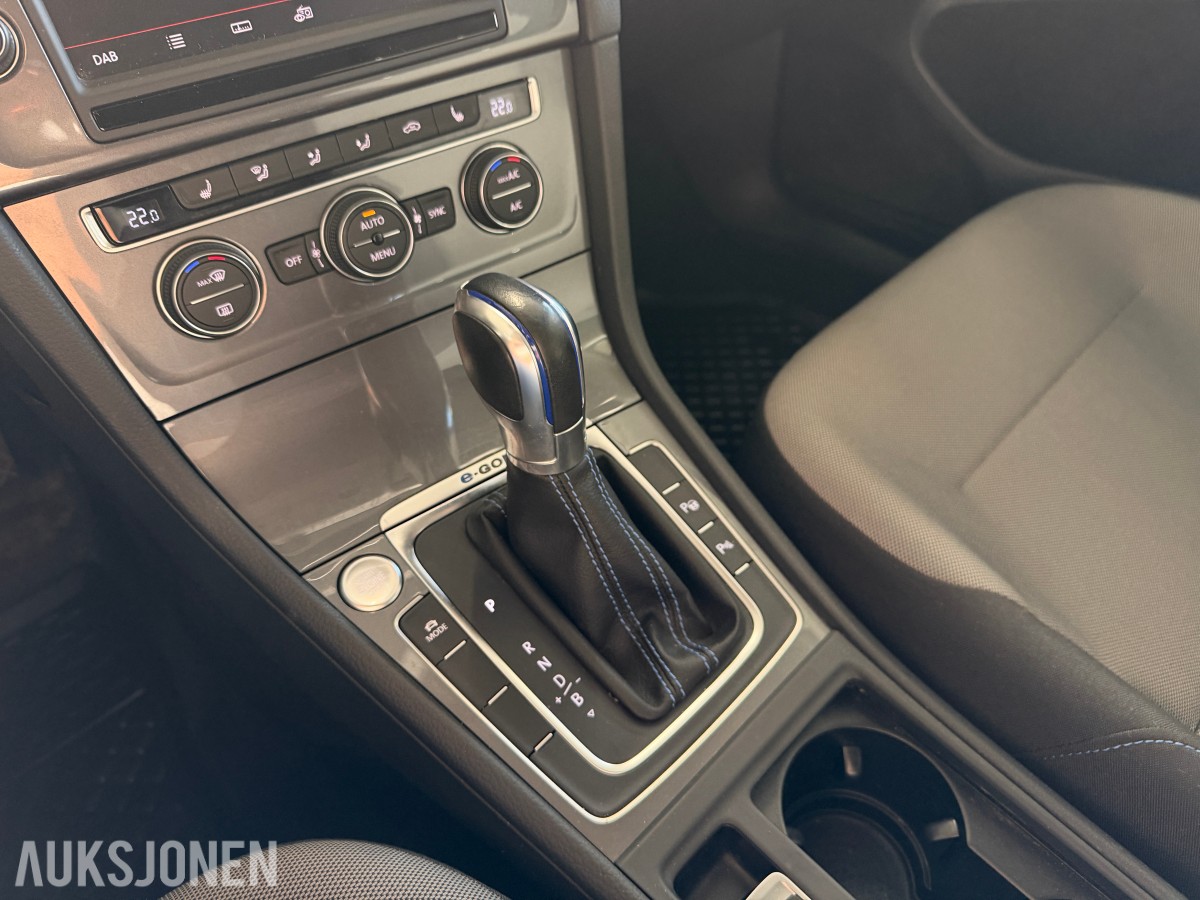 2016 VOLKSWAGEN E-GOLF ACC RYGGEKAMERA NAVI LED